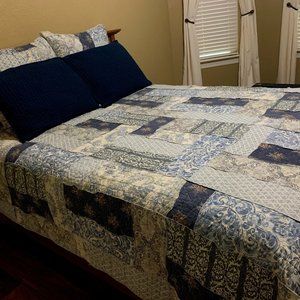 Pottery Barn Delaney Quilt and Shams
